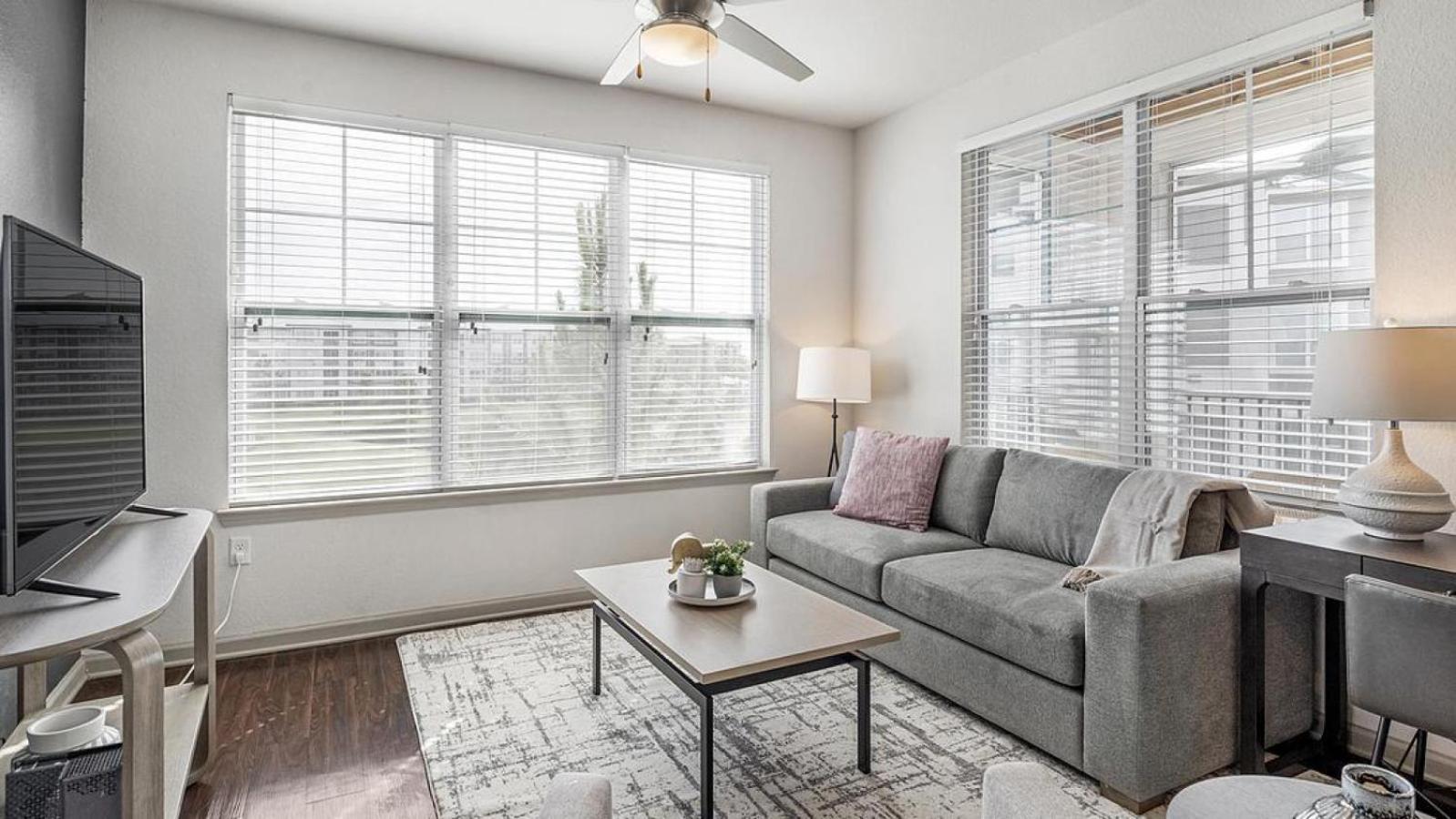 Landing At The Nine At Memphis - 3 Bedrooms In University Εξωτερικό φωτογραφία